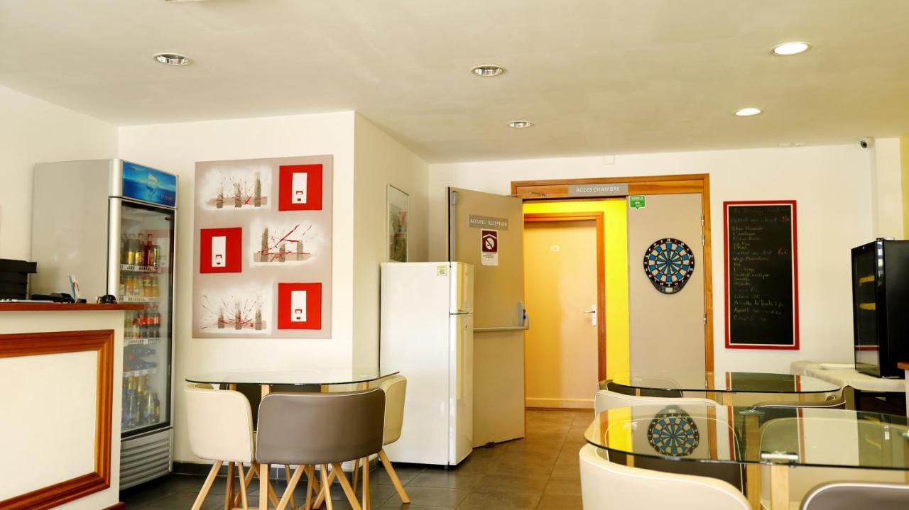 Lindsey Hotel Saint Pierre Bagian luar foto