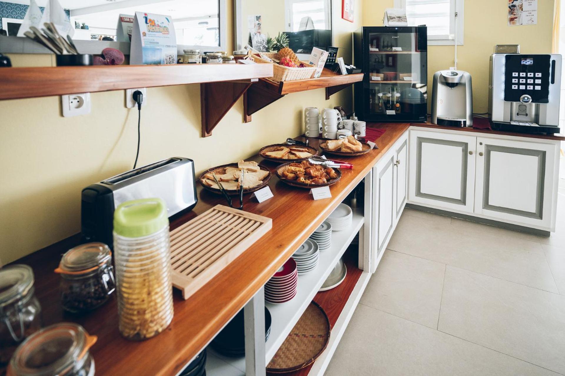 Lindsey Hotel Saint Pierre Bagian luar foto