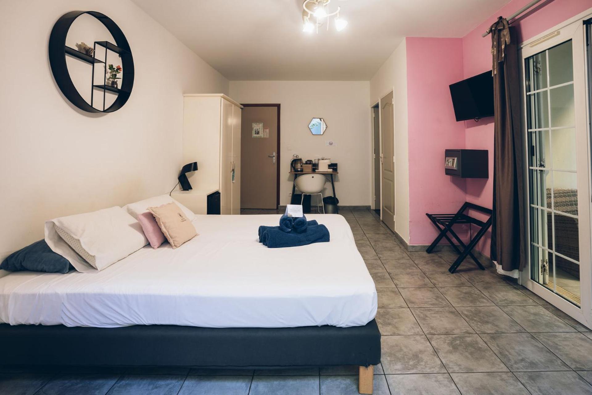Lindsey Hotel Saint Pierre Bagian luar foto